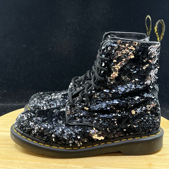 Dr. Martens Women's 1460 Pascal Seqn Black Fashion Boot Size 7 - Picture 7 of 10